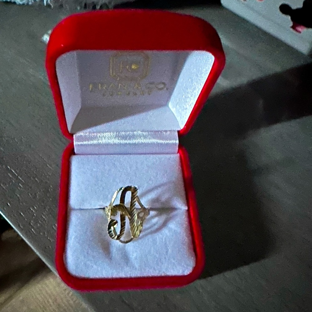 10k gold ring brand new